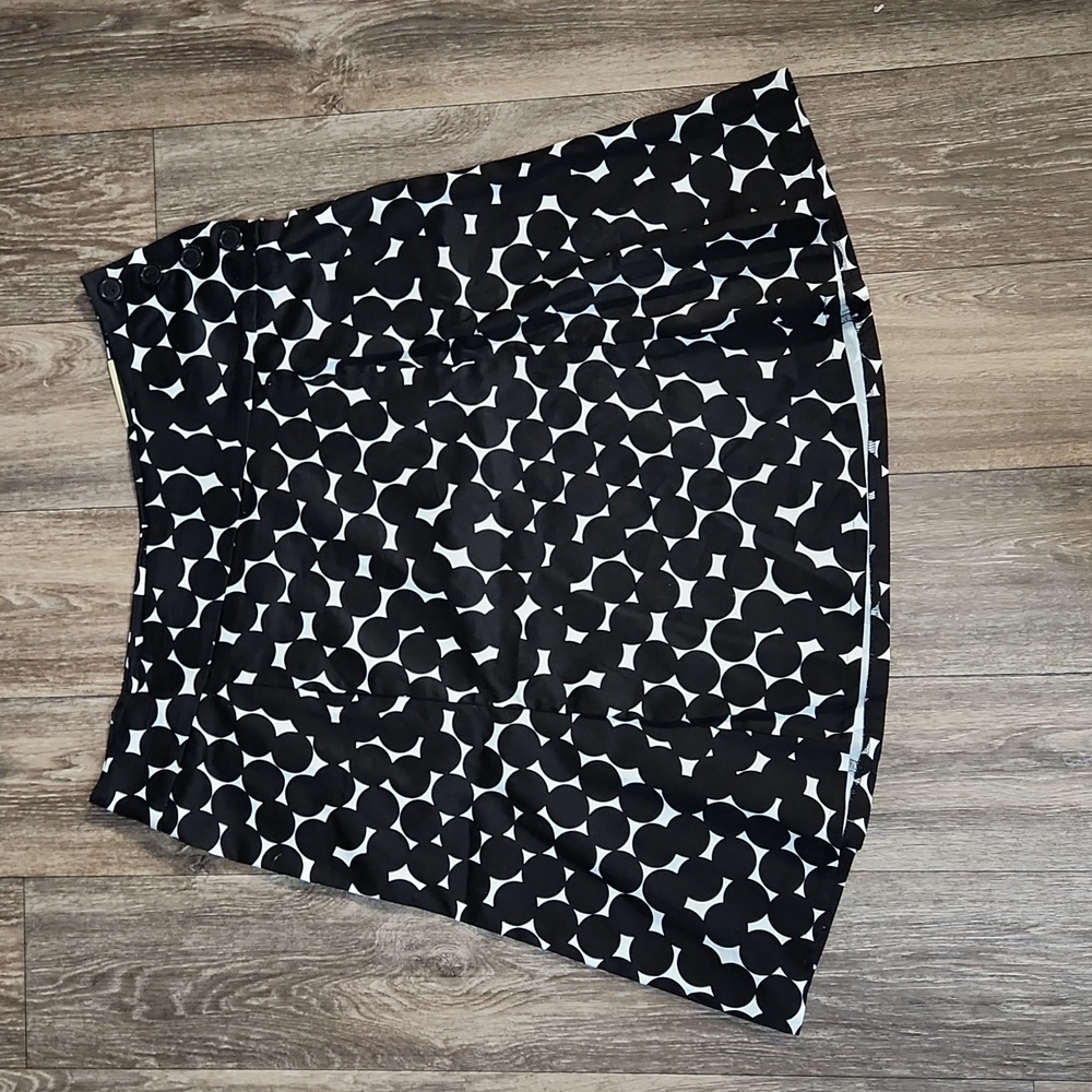 New Lane Bryant A-Line Polka Dot Button Skirt Size 16